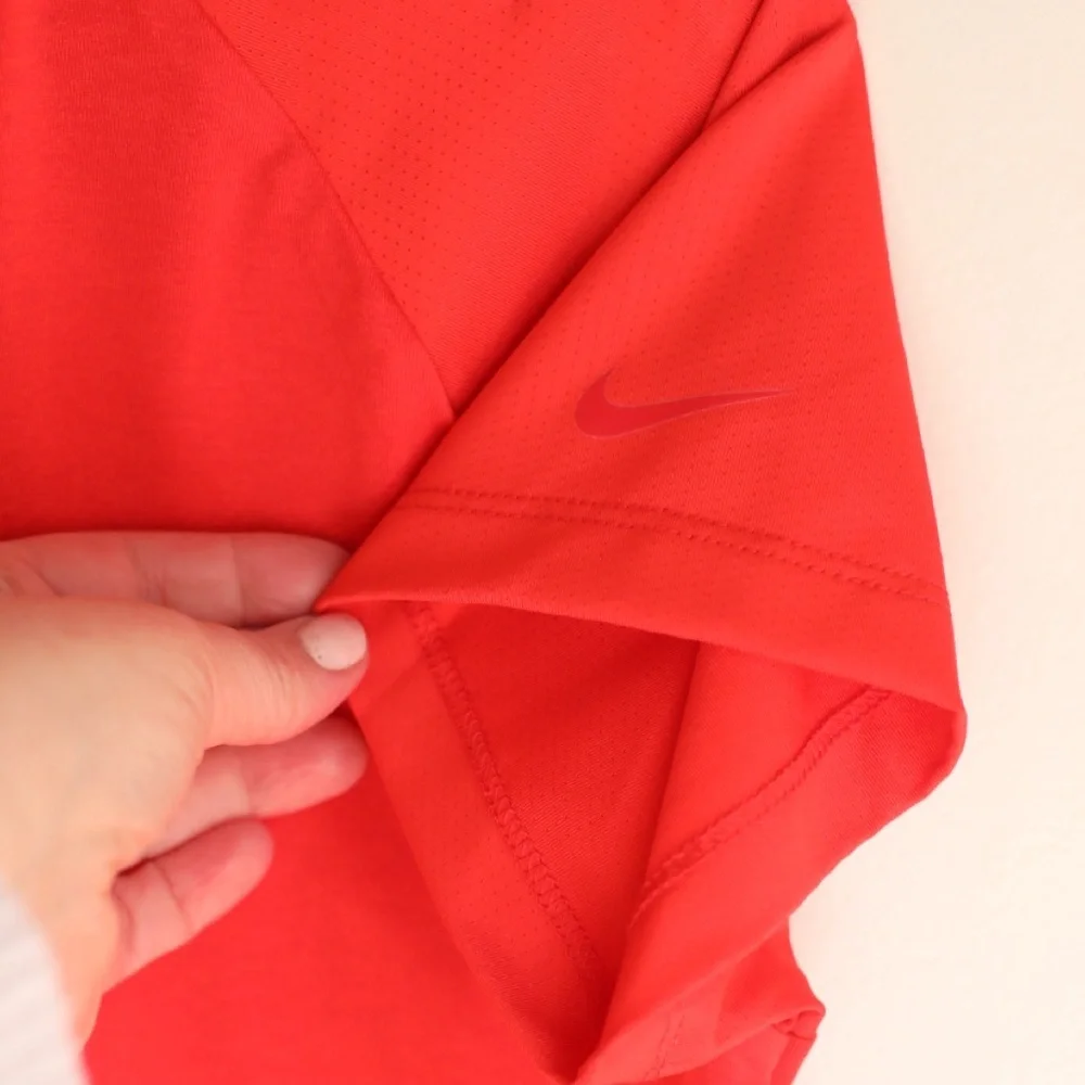 Nike Women's Vivid‎ Red Short Sleeve Top
